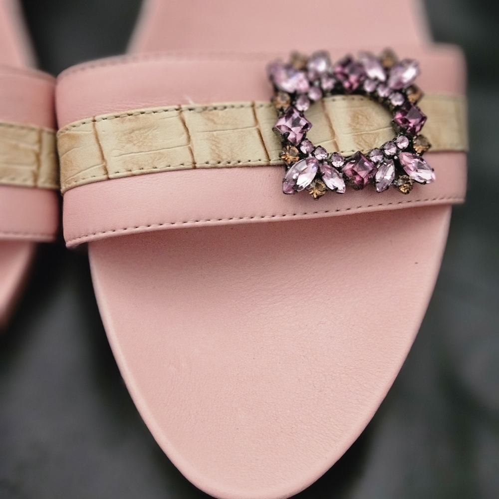 Hilary Radley Pink Embellished Women's Slides Leather  Kitty Heel Shoe Sz 7 US - Picture 5 of 11